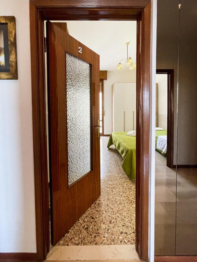 Hotel Casa Gramsci - Affitti Brevi Italia Modena Exteriér fotografie