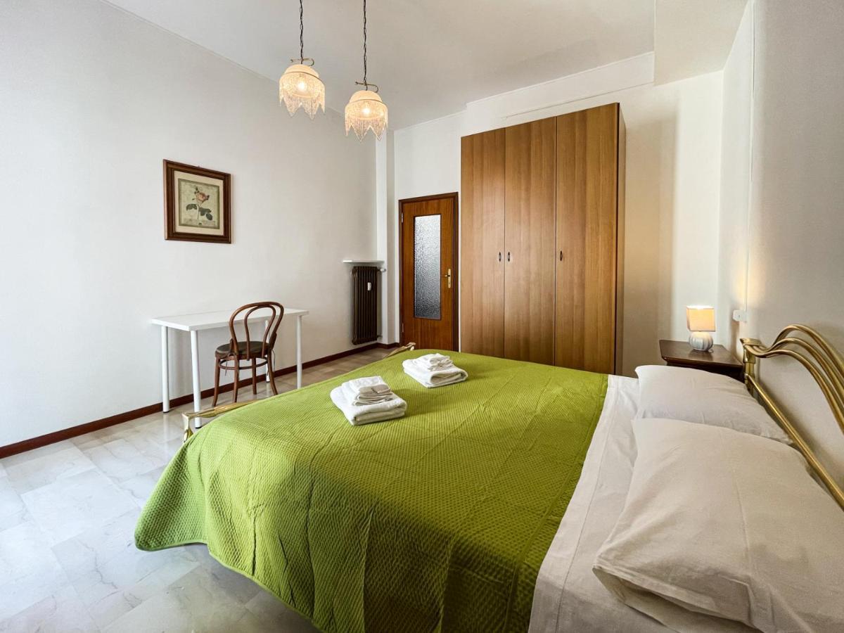 Hotel Casa Gramsci - Affitti Brevi Italia Modena Exteriér fotografie