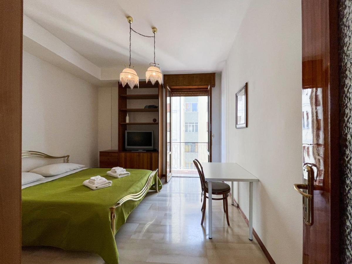 Hotel Casa Gramsci - Affitti Brevi Italia Modena Exteriér fotografie