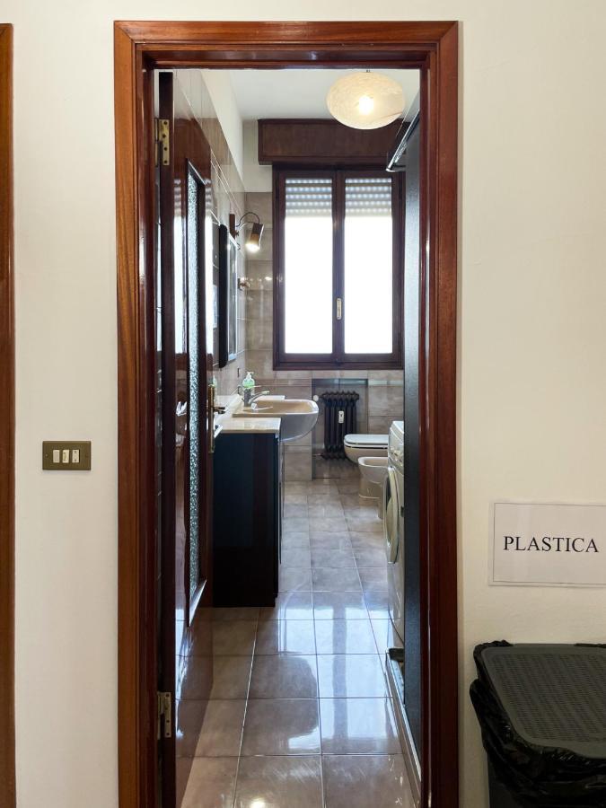 Hotel Casa Gramsci - Affitti Brevi Italia Modena Exteriér fotografie